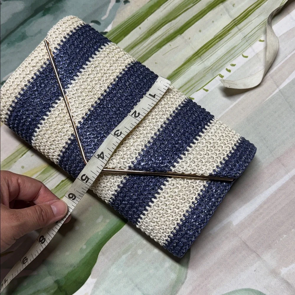 Striped straw Navy and Cream Clutch bag purse - Picture 7 of 7